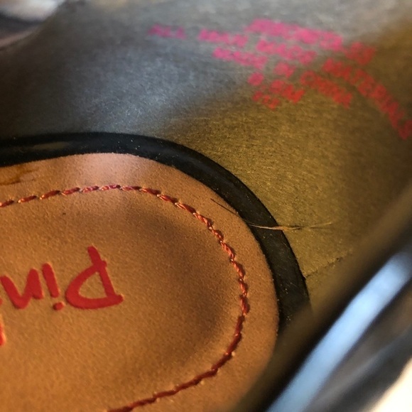 Pink & Pepper Black Textured Faux Patent Leather Flats Size 8.5 - Picture 10 of 10